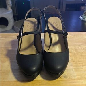 Naturalizer Black Heeled Shoes for Women